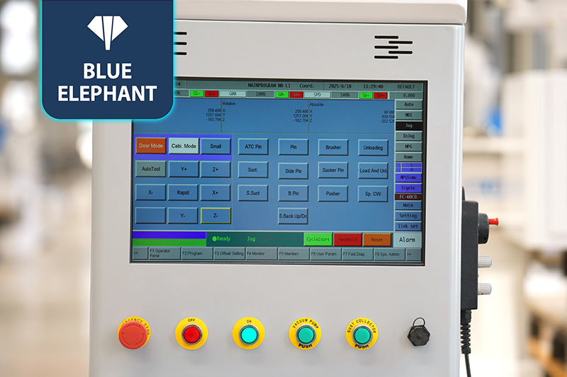 EK2直排換刀加工中心+上下料貼標(biāo)